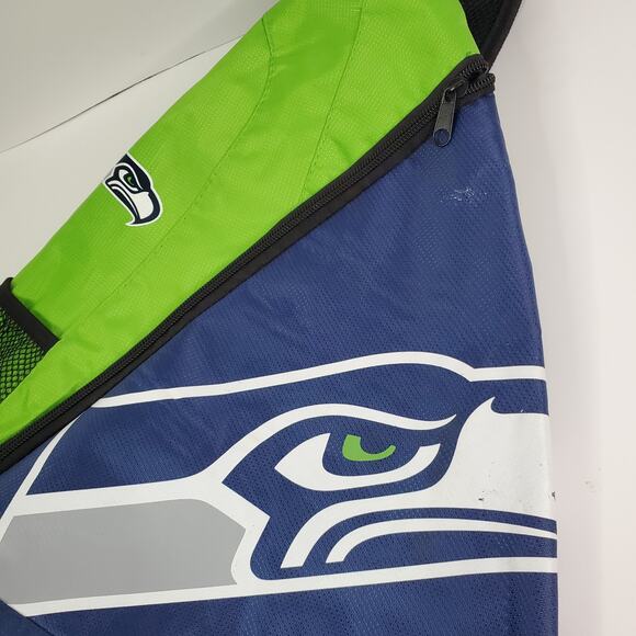 Seattle Seahawks Sling Bag Single Strap Backpack Forever Collectibles Green Blue - Picture 6 of 6
